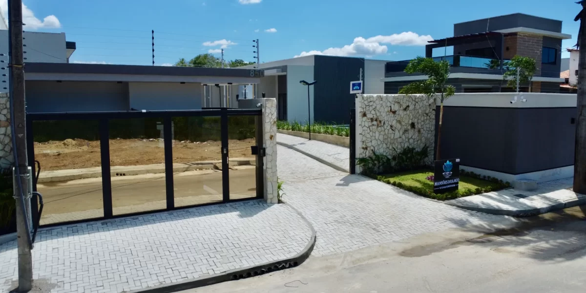 Mansões do Lago Condominium